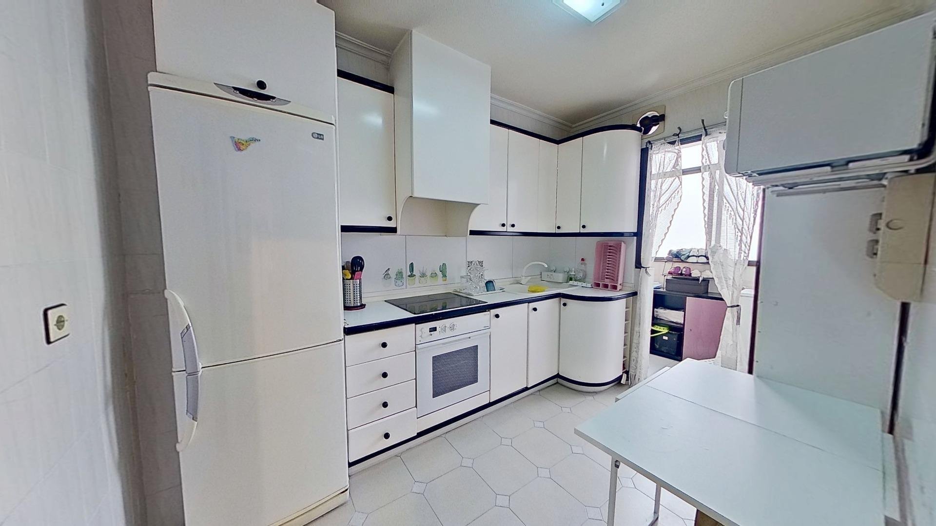 Wohnung in Torrevieja, Alicante, Spanien 4 Schlafzimmer, 117 m2 Nr. 182714