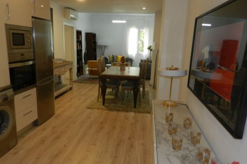 Dzīvoklis Madrid, Spānijā 3 istabas, 130 m2 Nr. 58458