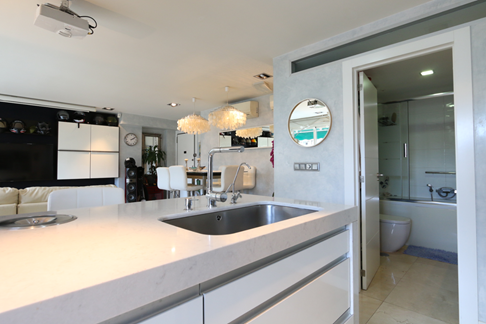 Apartment in Madrid, Spain 2 bedrooms, 84 sq.m. No. 58456