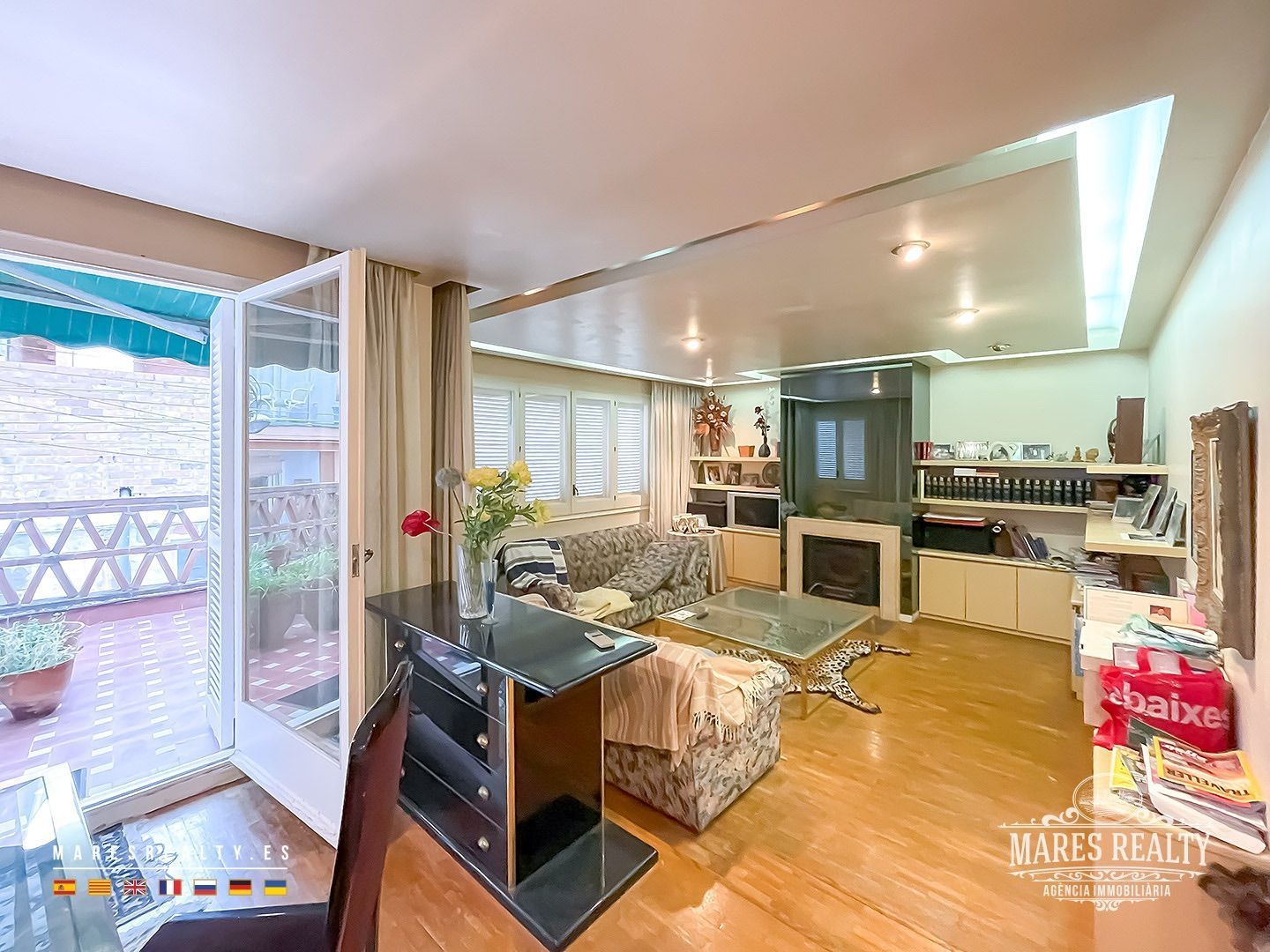 Commercial property in Calella, Barcelona, Spain 4 rooms, 800 sq.m. No. 97895