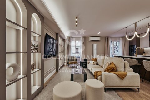 Wohnung in Madrid, Spanien 2 Schlafzimmer, 105 m2 Nr. 156793