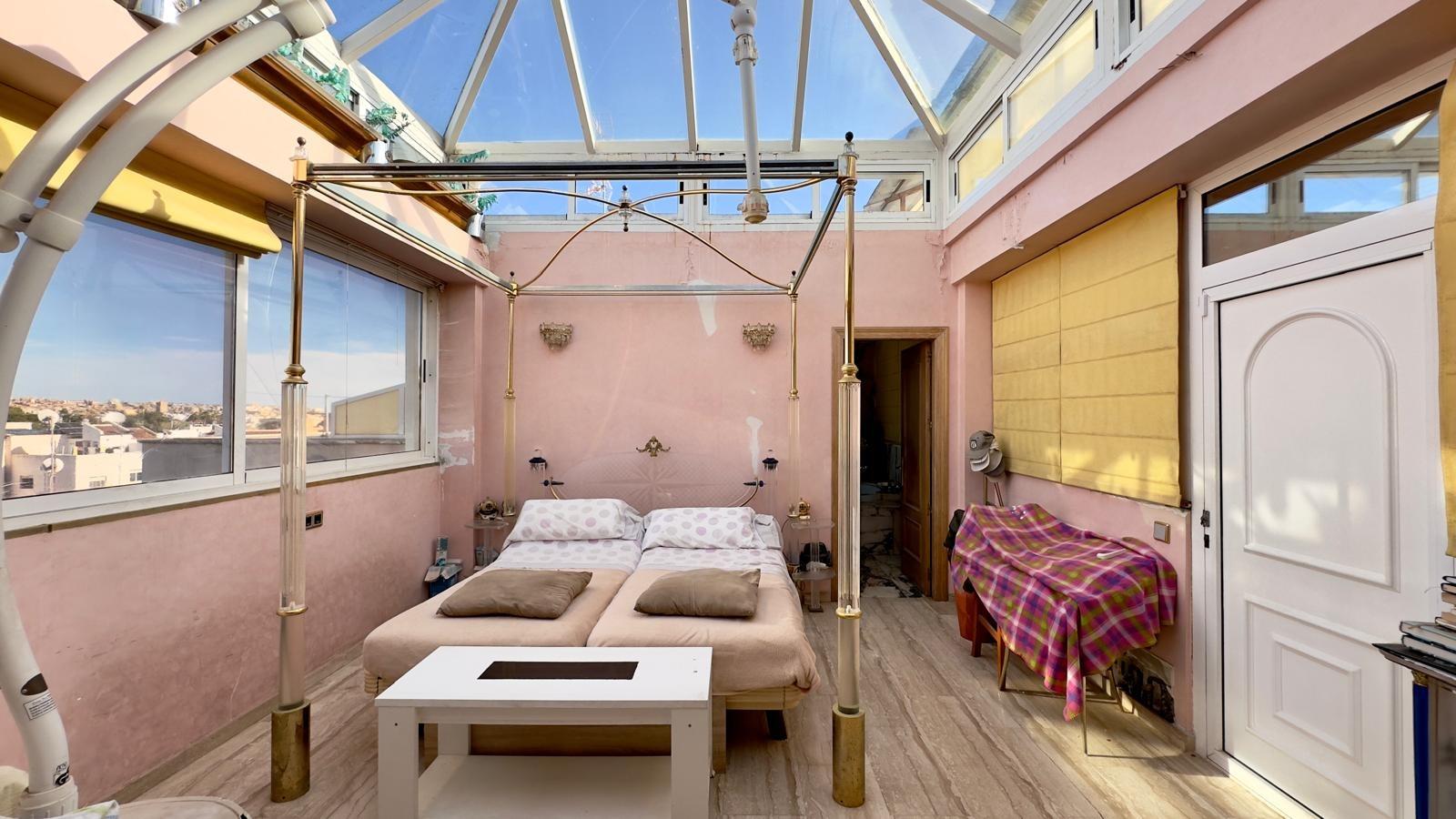 Wohnung in Torrevieja, Alicante, Spanien 2 Schlafzimmer, 195 m2 Nr. 155630