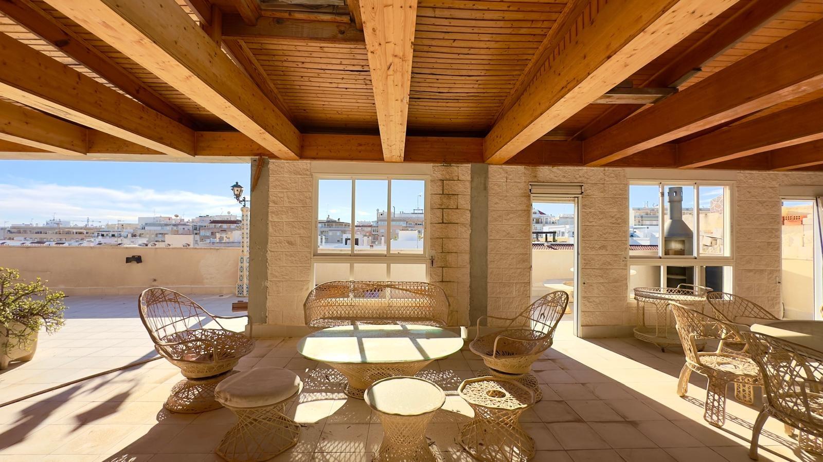 Wohnung in Torrevieja, Alicante, Spanien 2 Schlafzimmer, 195 m2 Nr. 155630