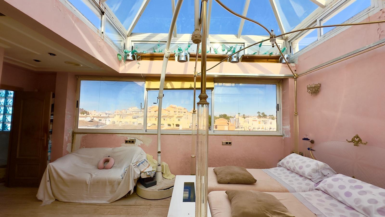 Wohnung in Torrevieja, Alicante, Spanien 2 Schlafzimmer, 195 m2 Nr. 155630