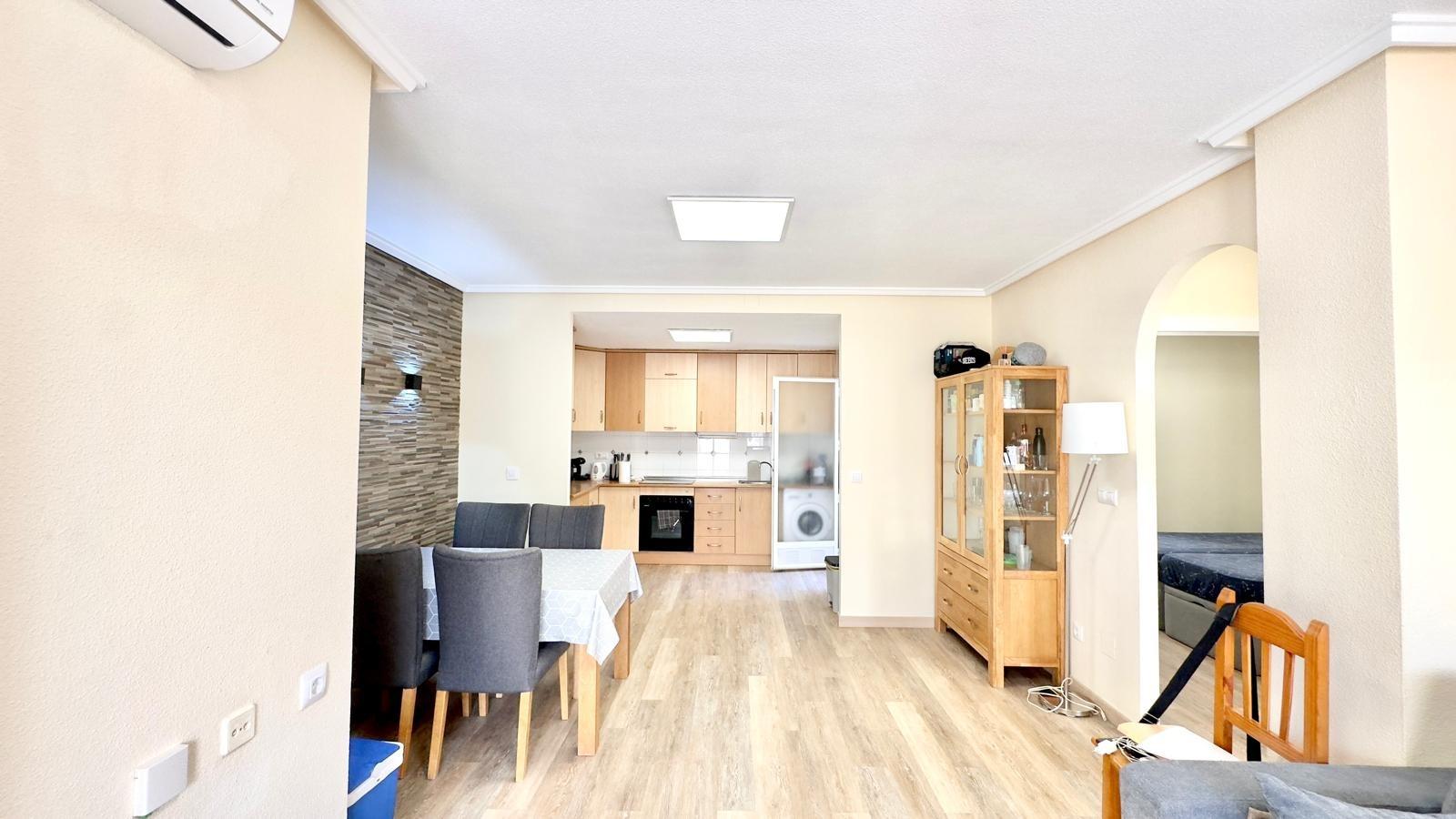 Bungalow i Torrevieja, Alicante, Spanien 2 sovrum, 86 kvm. Nr. 155631