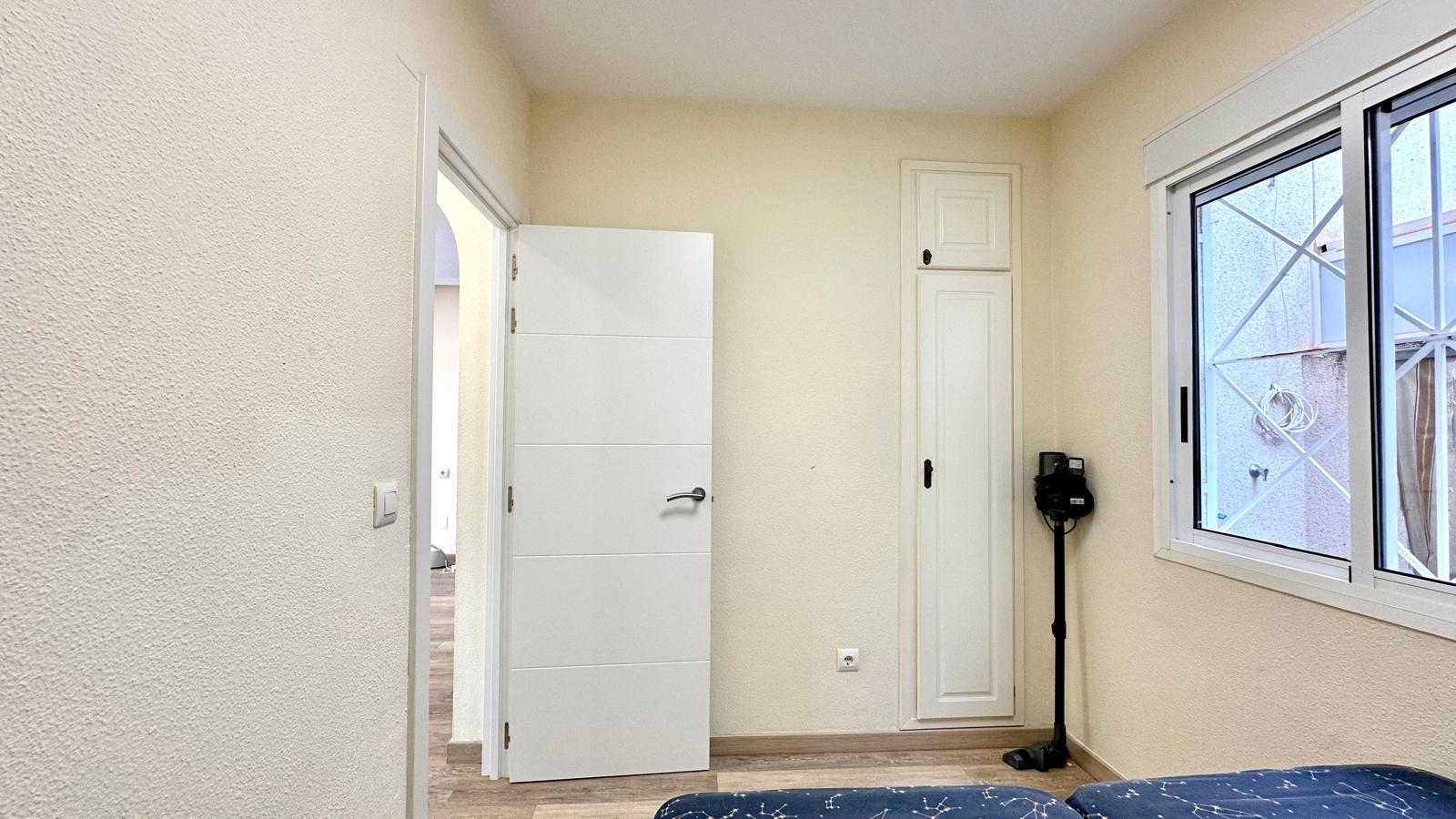 Bungalow i Torrevieja, Alicante, Spanien 2 sovrum, 86 kvm. Nr. 155631