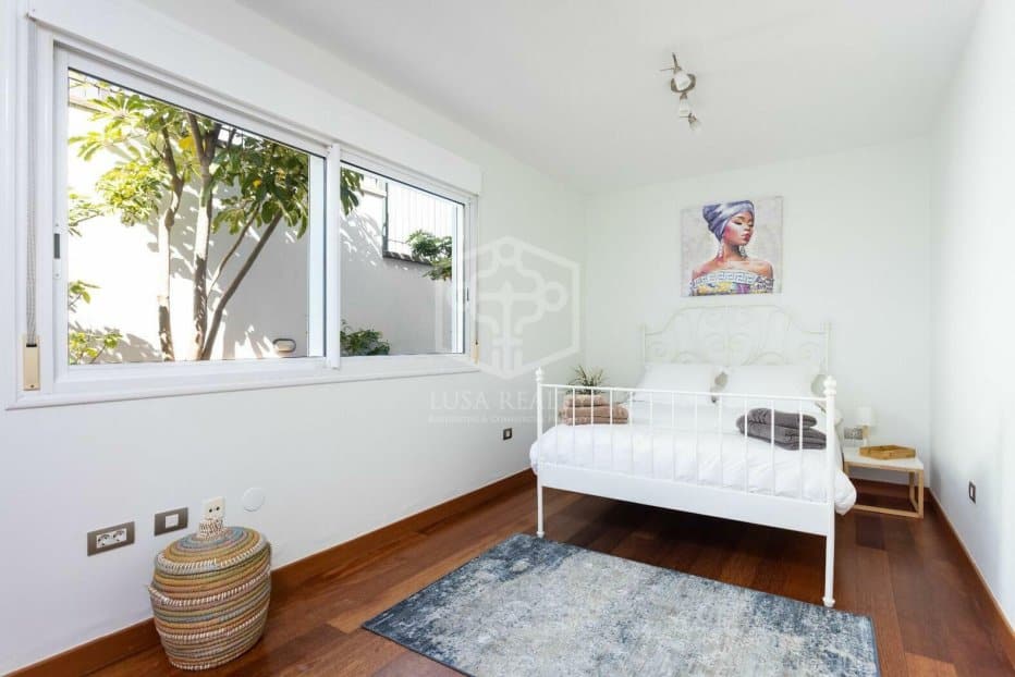 Villa in Puerto de la Cruz, Tenerife, Spain 7 bedrooms, 820 sq.m. No. 181943