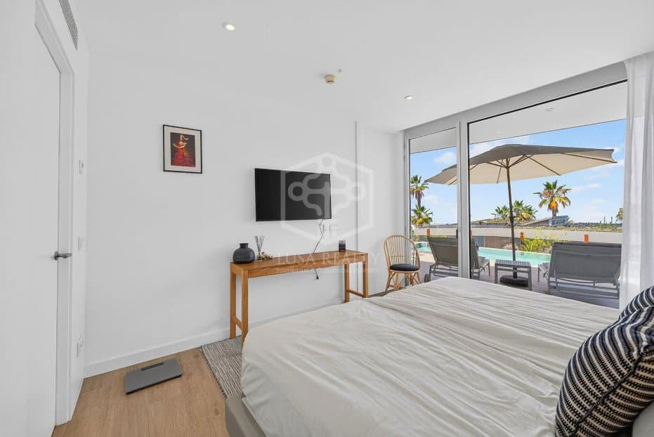 Huvila Guia de Isora, Tenerife, Espanja 3 makuuhuonetta, 265 m2 No. 181942
