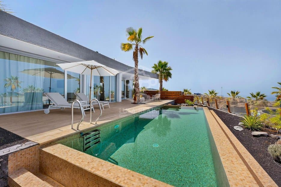Huvila Guia de Isora, Tenerife, Espanja 3 makuuhuonetta, 265 m2 No. 181942