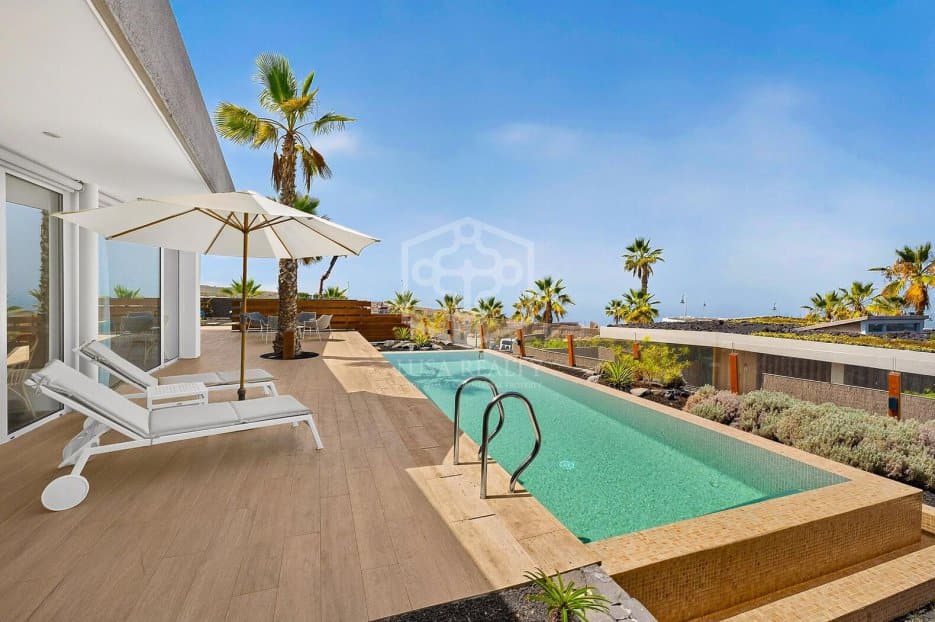 Huvila Guia de Isora, Tenerife, Espanja 3 makuuhuonetta, 265 m2 No. 181942