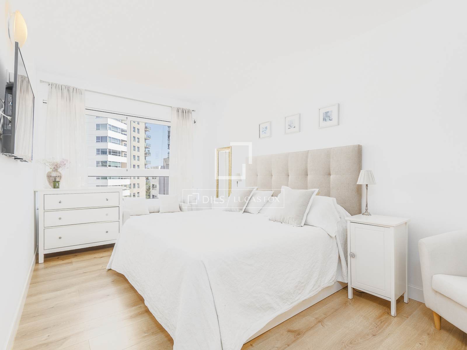 Apartamento en Barcelona, España 3 dormitorios, 97 m2 No. 168944