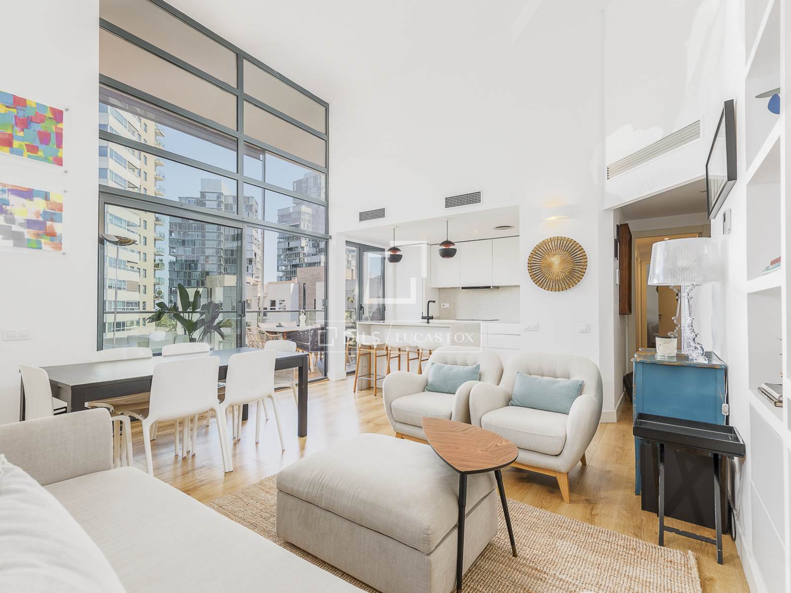 Apartamento en Barcelona, España 3 dormitorios, 97 m2 No. 168944
