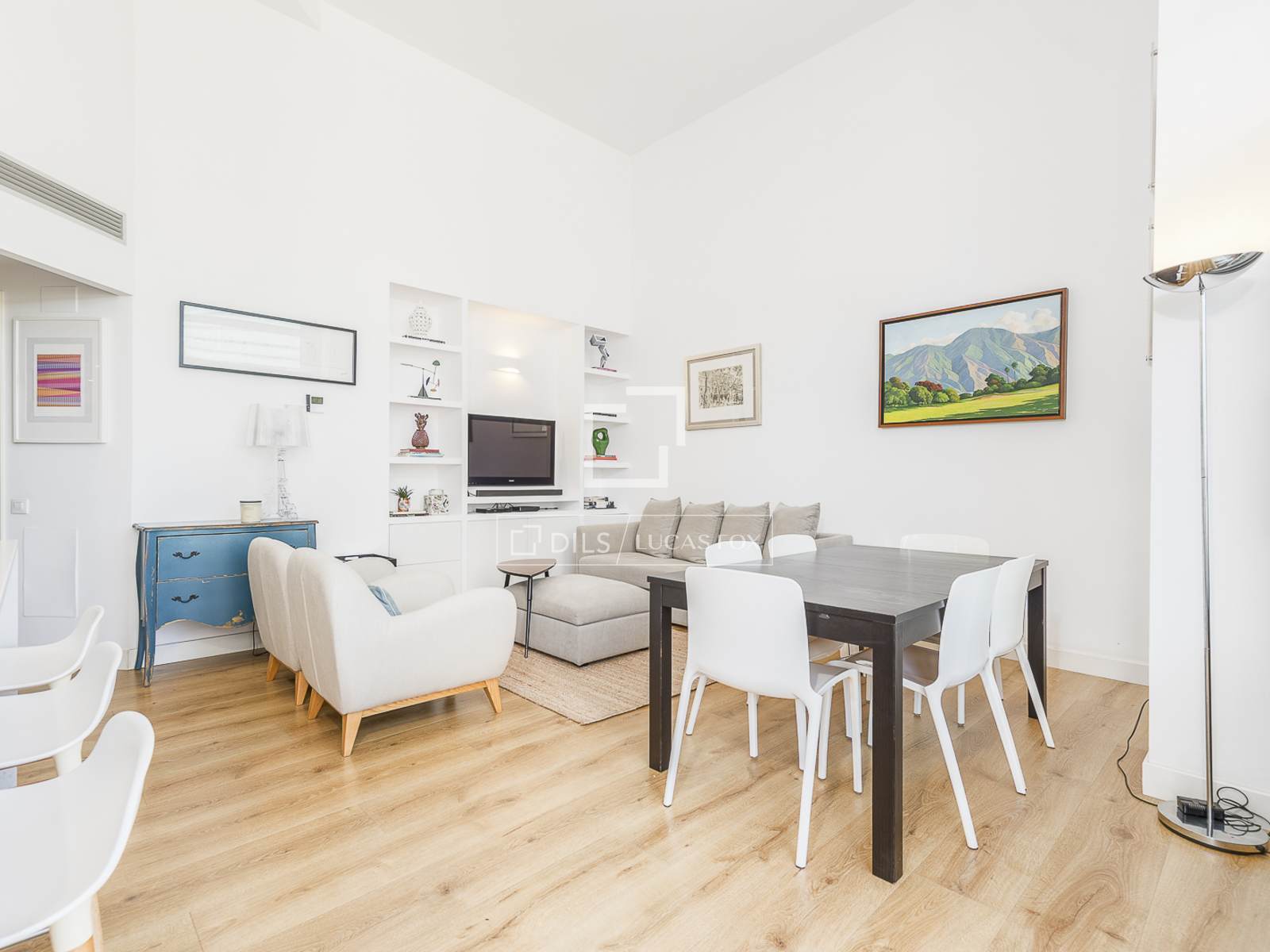Apartamento en Barcelona, España 3 dormitorios, 97 m2 No. 168944