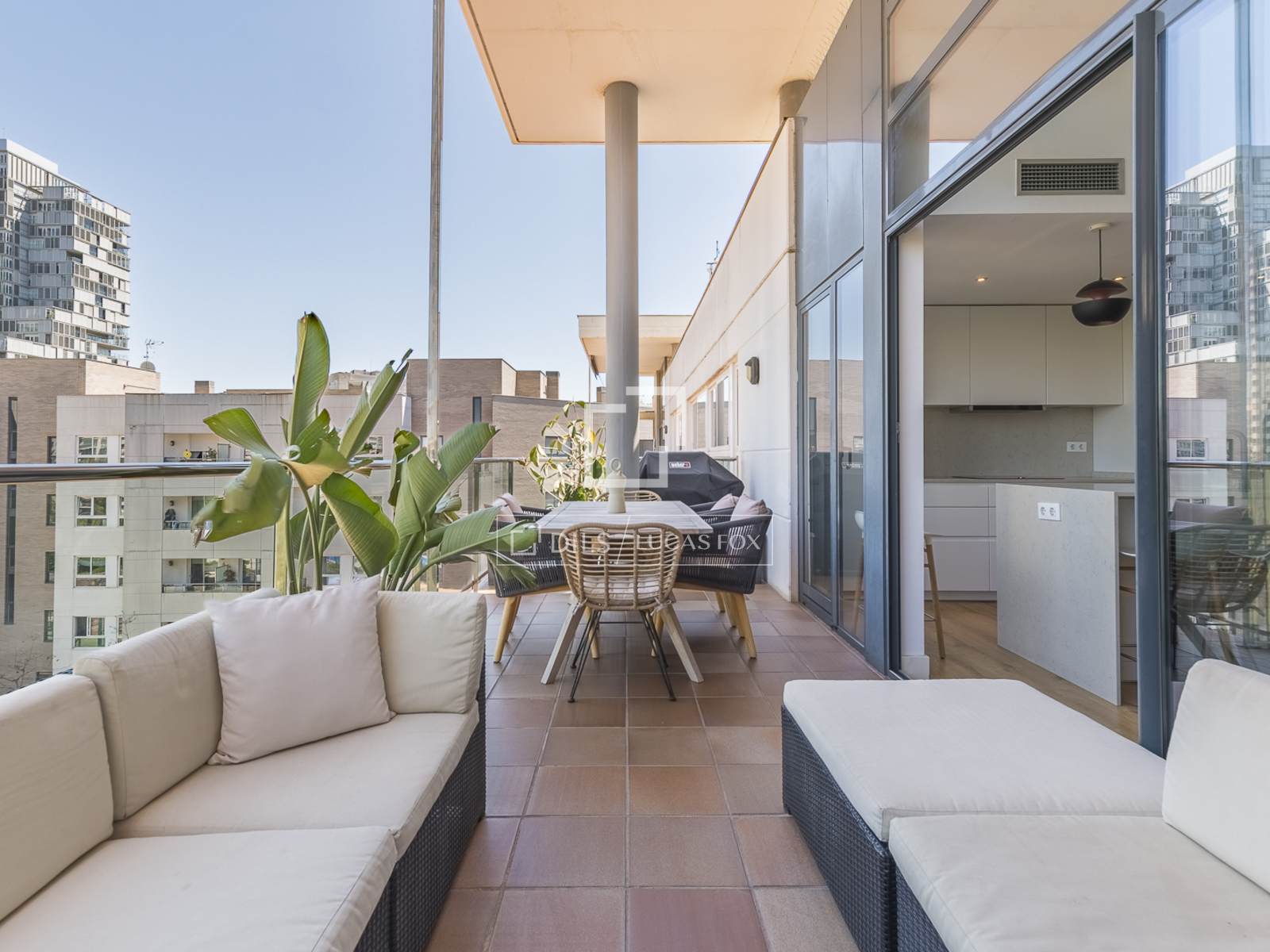 Apartamento en Barcelona, España 3 dormitorios, 97 m2 No. 168944