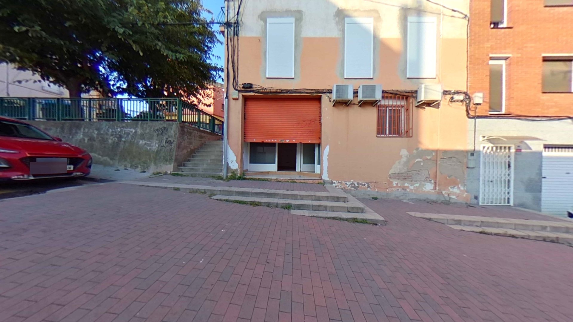 Liikekiinteistö Sabadell, Barcelona, Espanja 146 m2 No. 191096