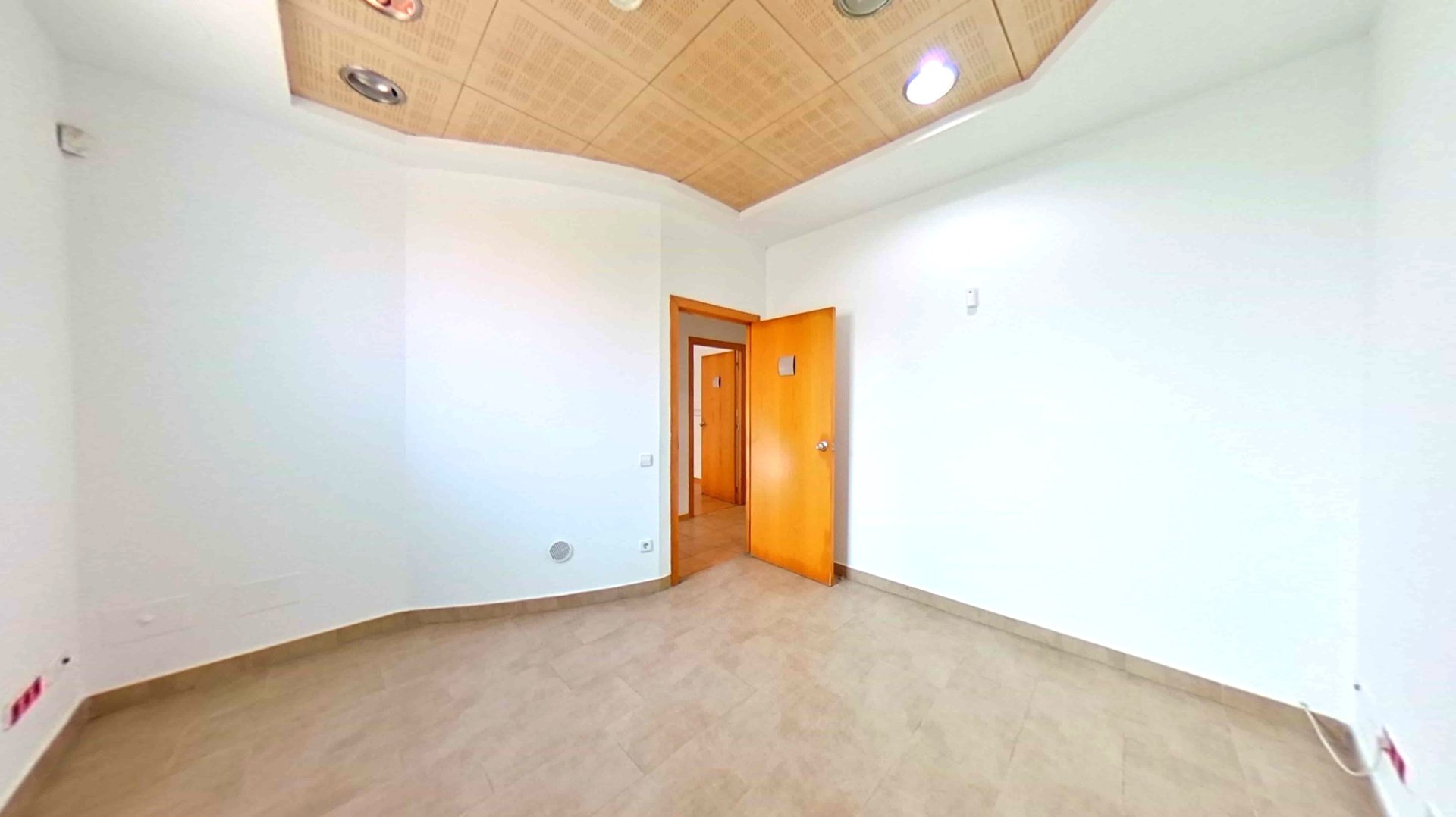 Liikekiinteistö Sabadell, Barcelona, Espanja 146 m2 No. 191096