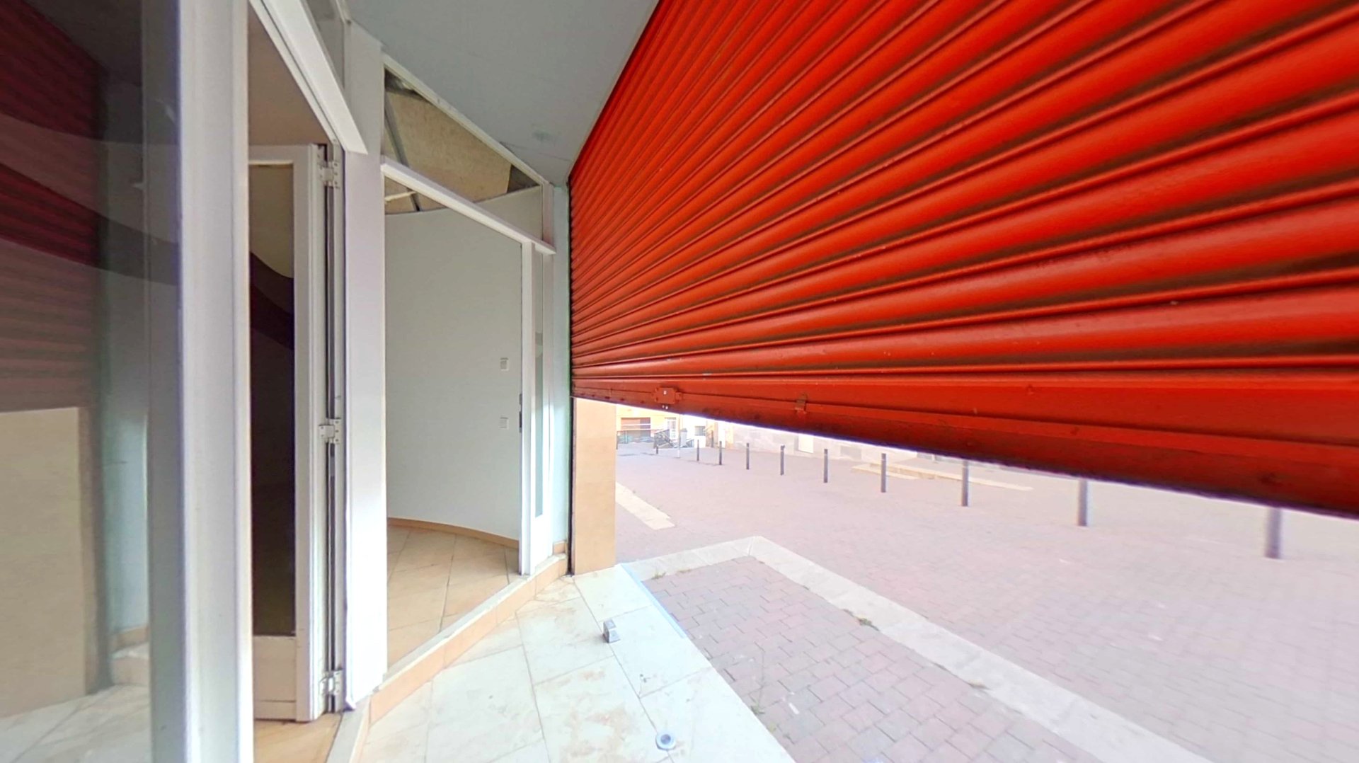 Liikekiinteistö Sabadell, Barcelona, Espanja 146 m2 No. 191096