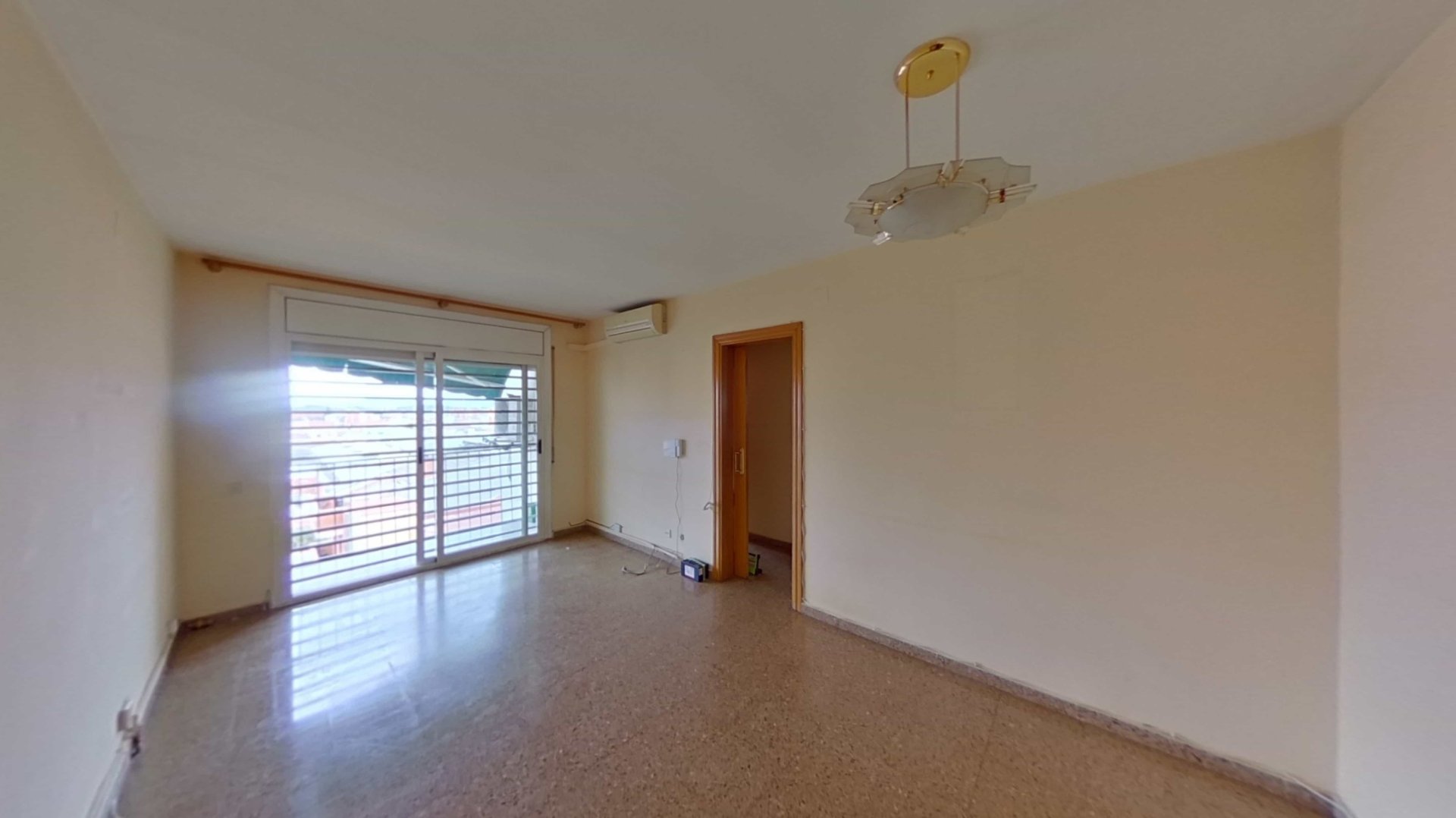 Dzīvoklis Barbera Del Valles, Barcelona, Spānijā 3 istabas, 71 m2 Nr. 191098