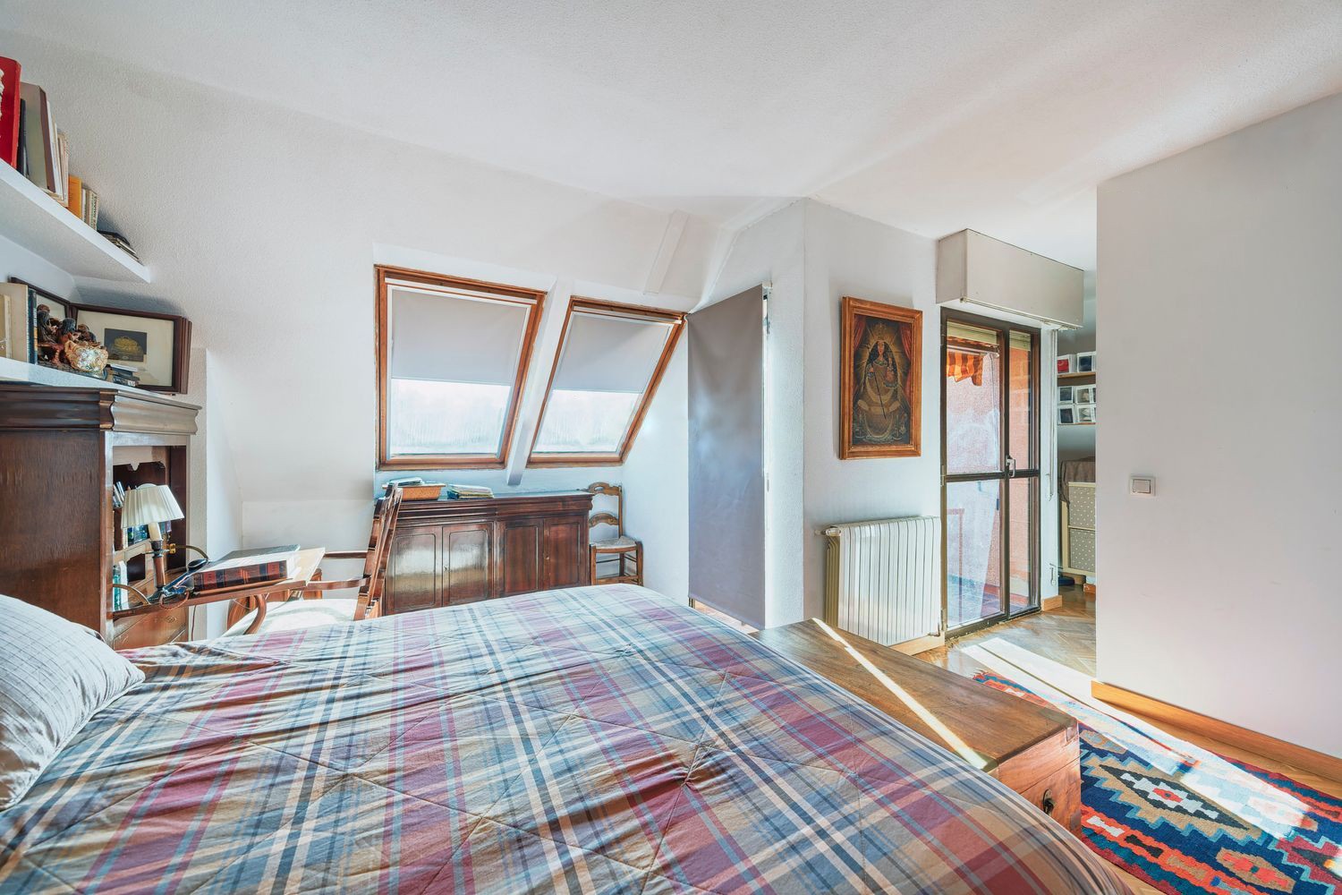 Paritalo Madrid, Espanja 3 makuuhuonetta, 210 m2 No. 143125