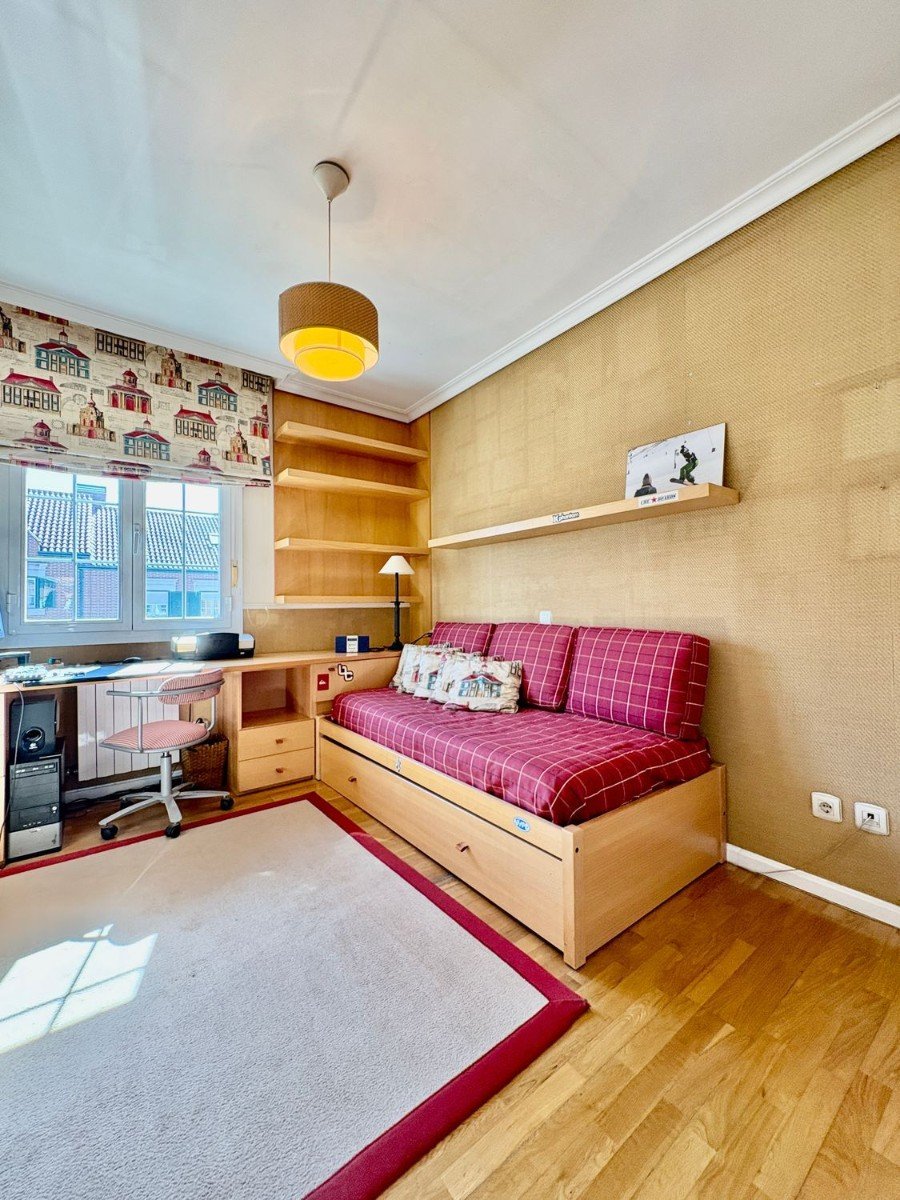 Duplex a Madrid, Spagna 4 camere da letto, 250 mq. N° 143127