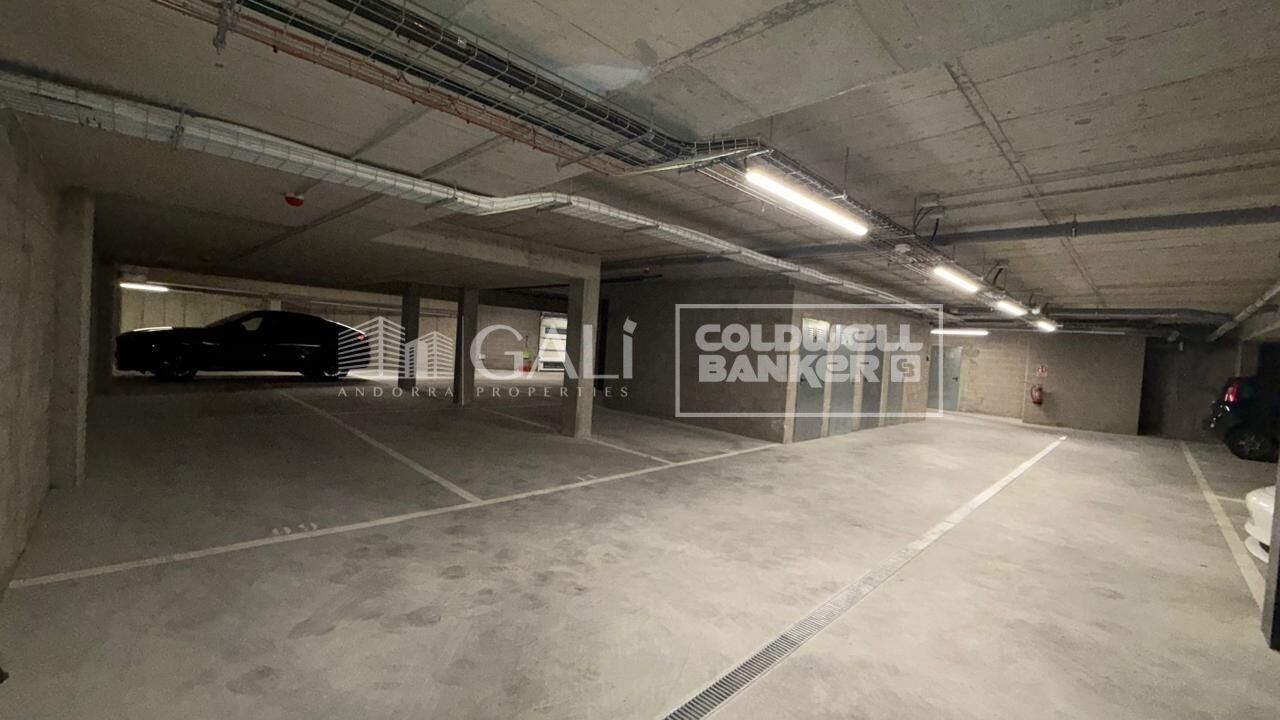 Parking w Principado De Andorra (Ninguna Poblacion Tiene C.P.), Lleida, Hiszpania 27 mkw. nr 186210