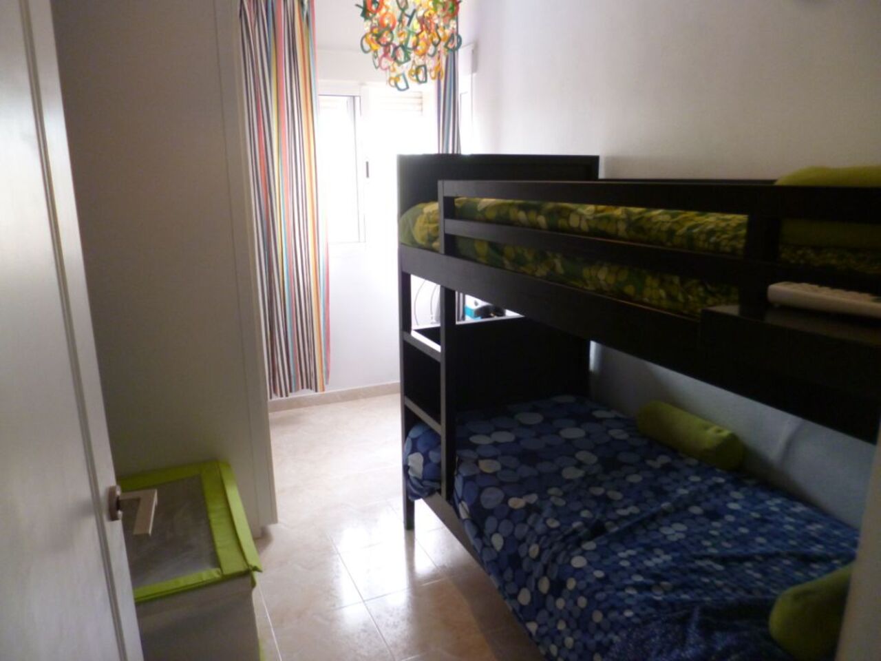 Wohnung in Alicante, Spanien 3 Schlafzimmer,  Nr. 137993