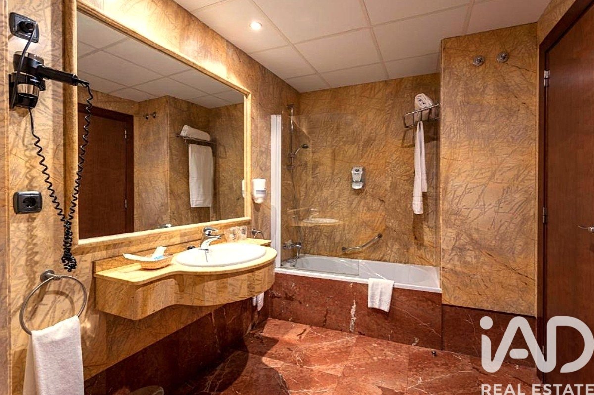 Albergo a Ponferrada, Leon, Spagna 34 camere da letto, 2800 mq. N° 172212