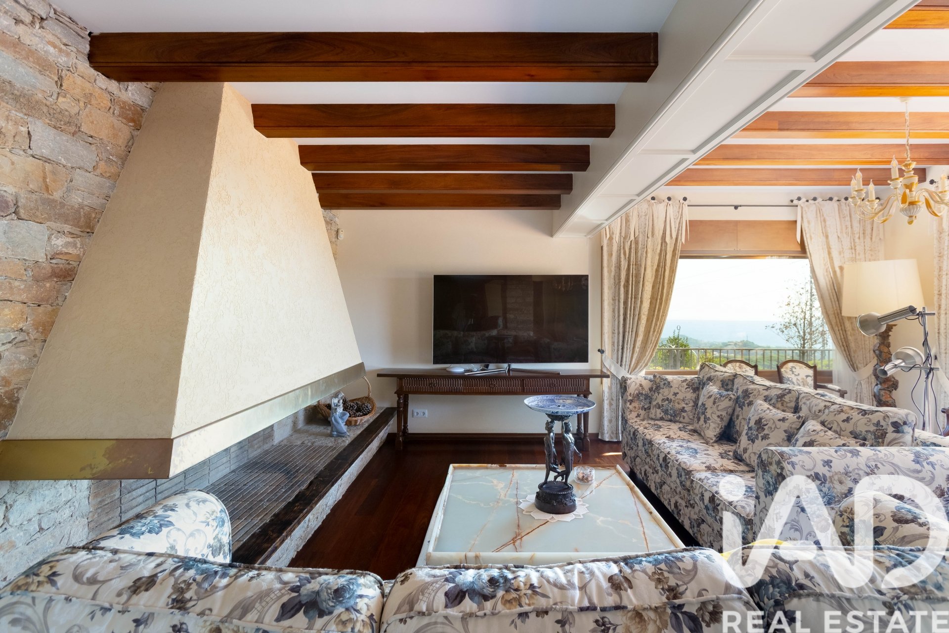 Talo Sant Andreu de Llavaneres, Barcelona, Espanja 5 makuuhuonetta, 949 m2 No. 173209