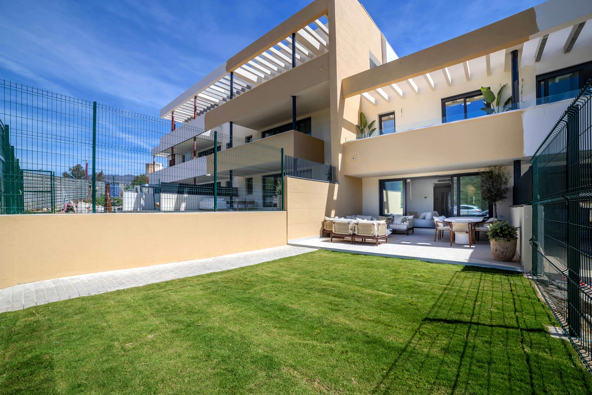 Apartment in Casares, Malaga, Spain 4 bedrooms, 179 sq.m. No. 136864