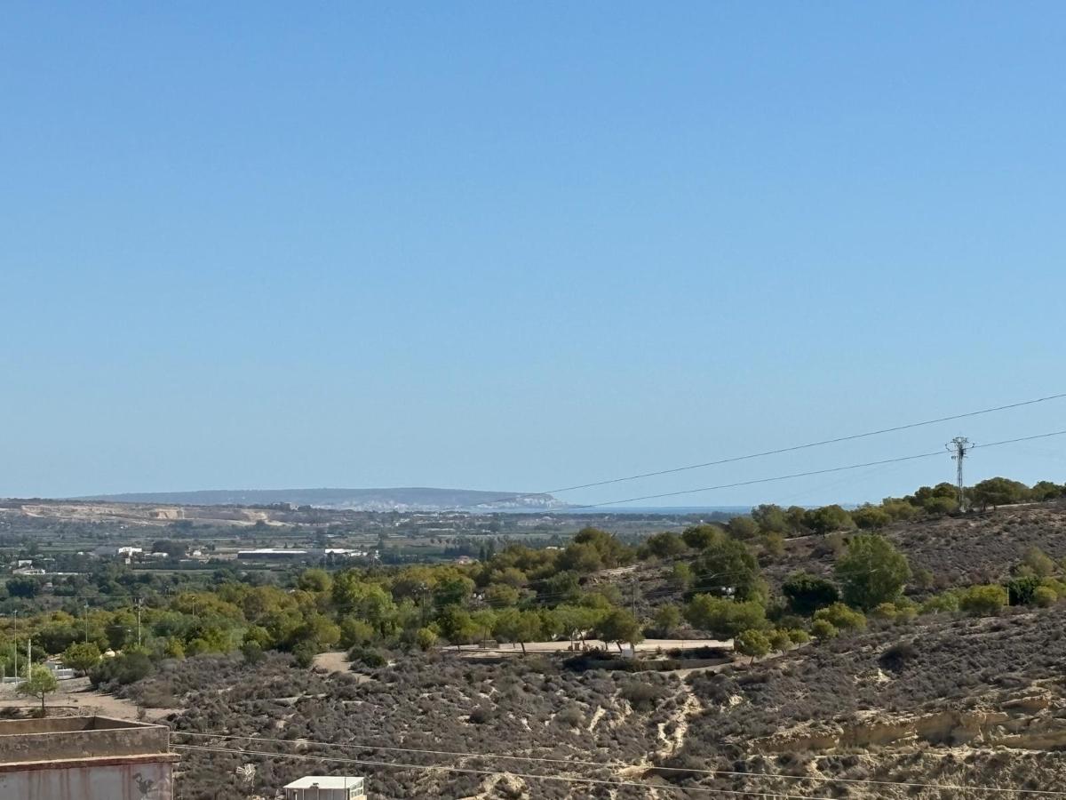 Commercial property à Rojales, Alicante, Espagne 1200 m2 No. 113020