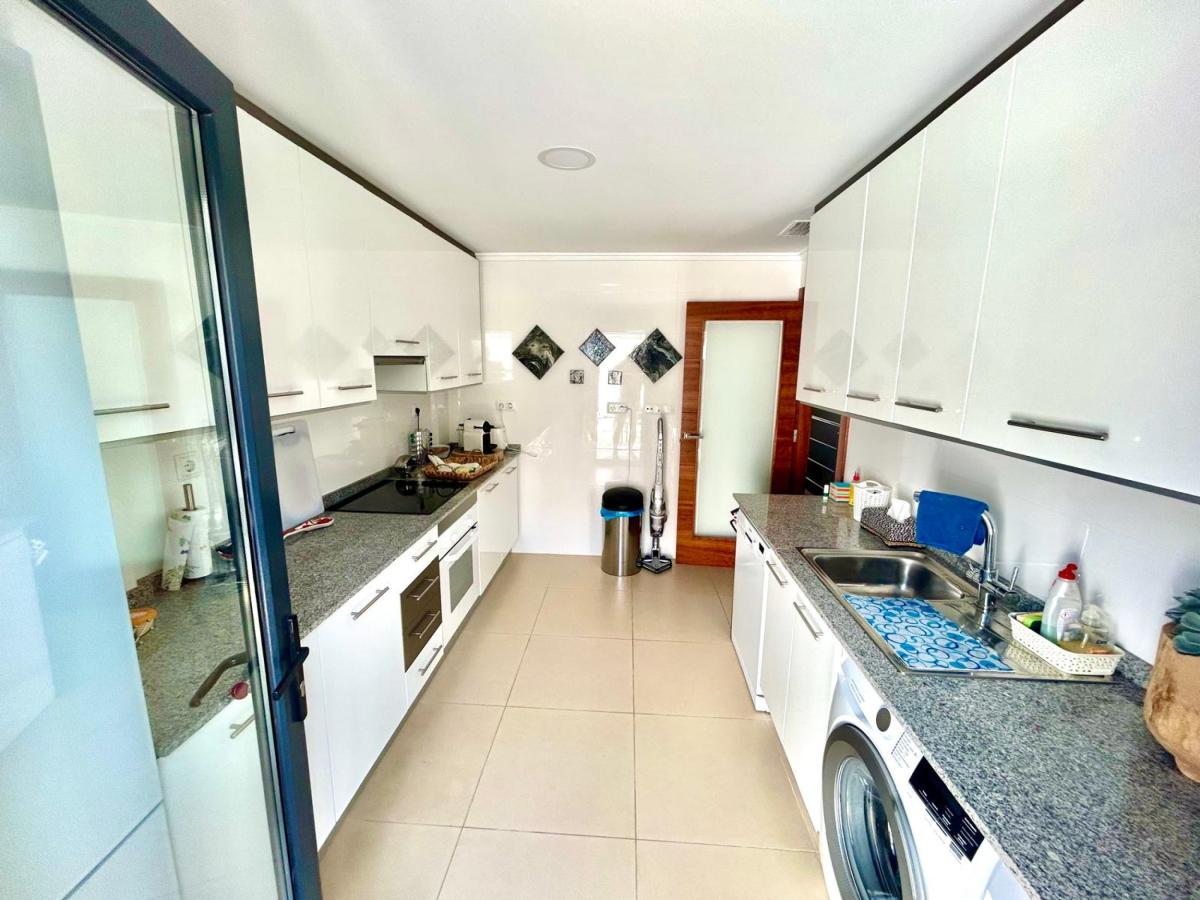 Townhouse in Calpe, Alicante, Spain 3 bedrooms, 234 sq.m. No. 113019