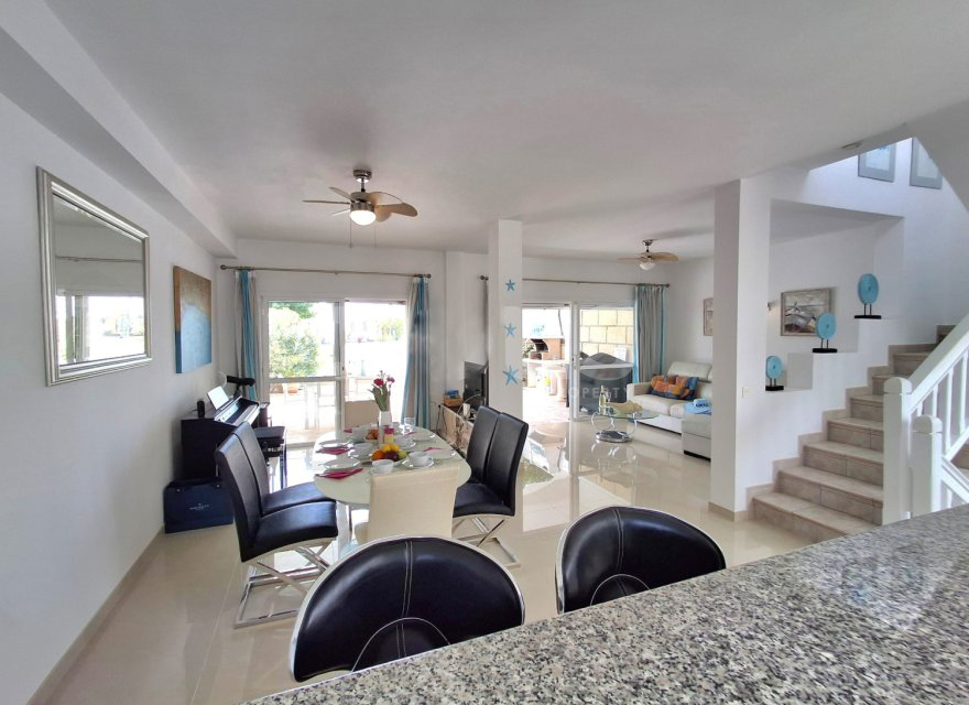 Villa a Tenerife, Spagna 4 camere da letto, 173 mq. N° 195208