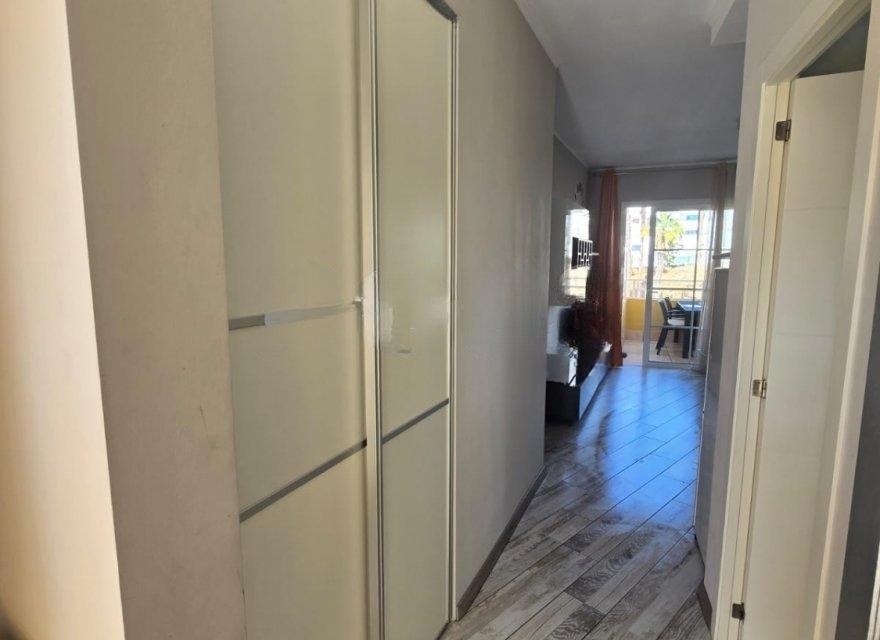 Appartamento a Tenerife, Spagna 1 camera da letto, 55 mq. N° 195205