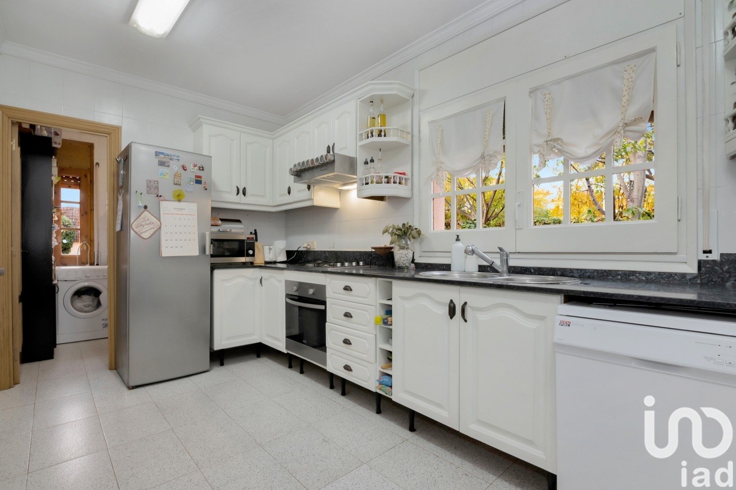 House à Sant Cugat Del Valles, Barcelona, Espagne 6 chambres, 460 m2 No. 153853