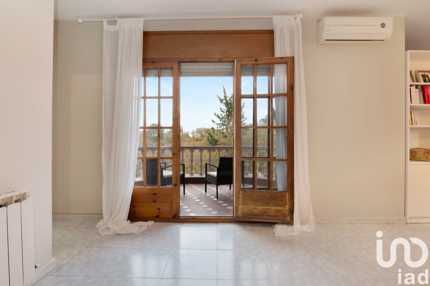 House à Sant Cugat Del Valles, Barcelona, Espagne 6 chambres, 460 m2 No. 153853