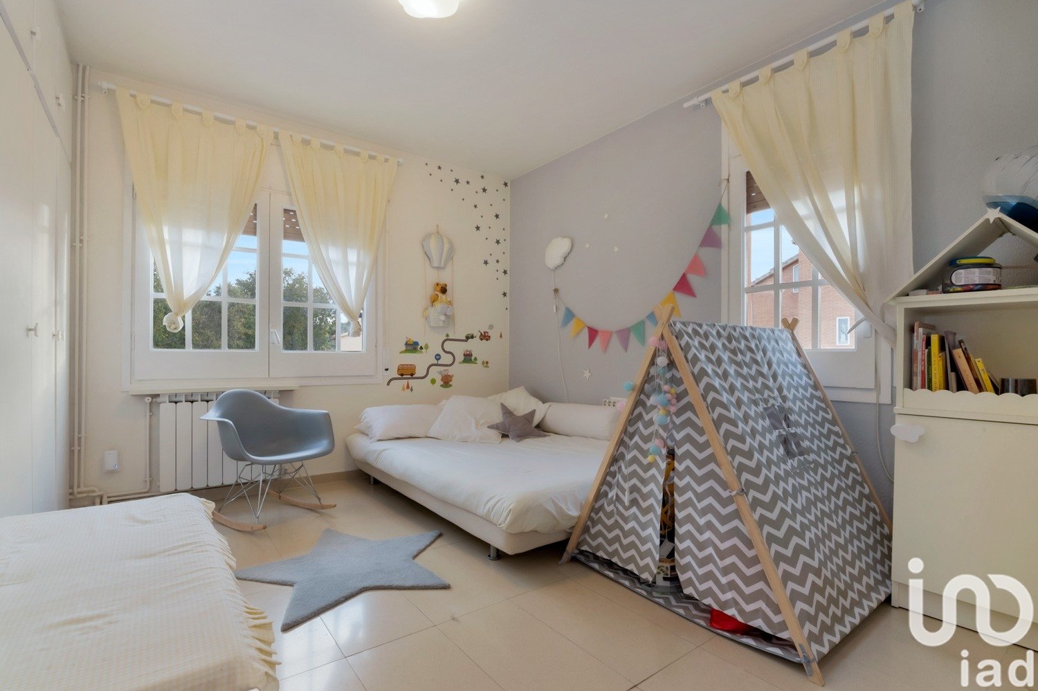 House à Sant Cugat Del Valles, Barcelona, Espagne 6 chambres, 460 m2 No. 153853