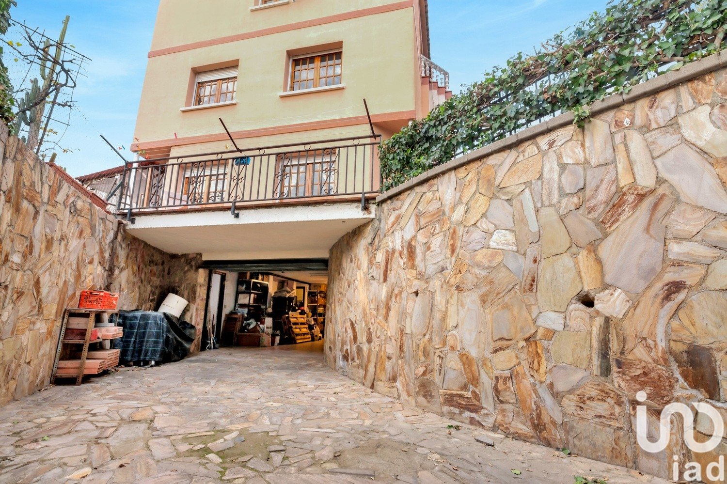 House à Sant Cugat Del Valles, Barcelona, Espagne 6 chambres, 460 m2 No. 153853