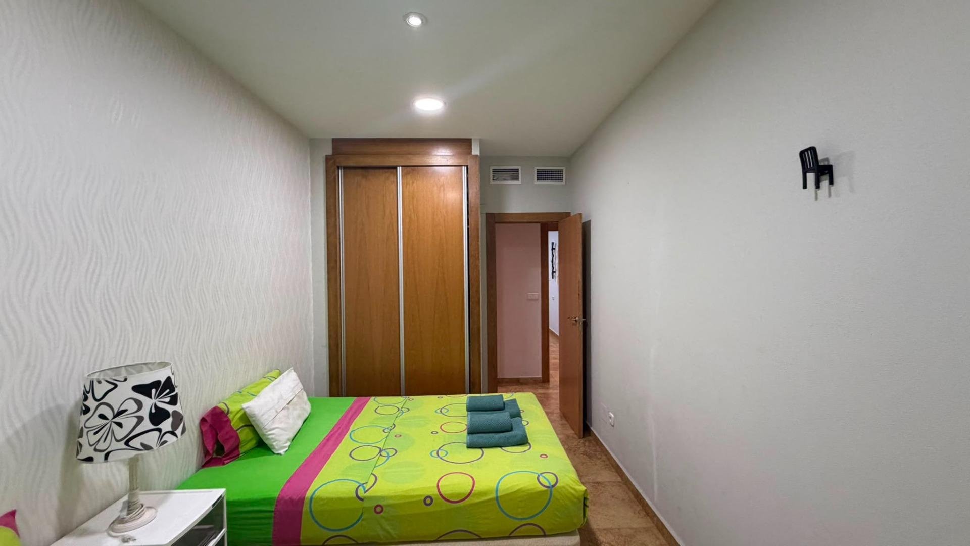 Villetta a schiera a Torrevieja, Alicante, Spagna 3 camere da letto, 113 mq. N° 192032