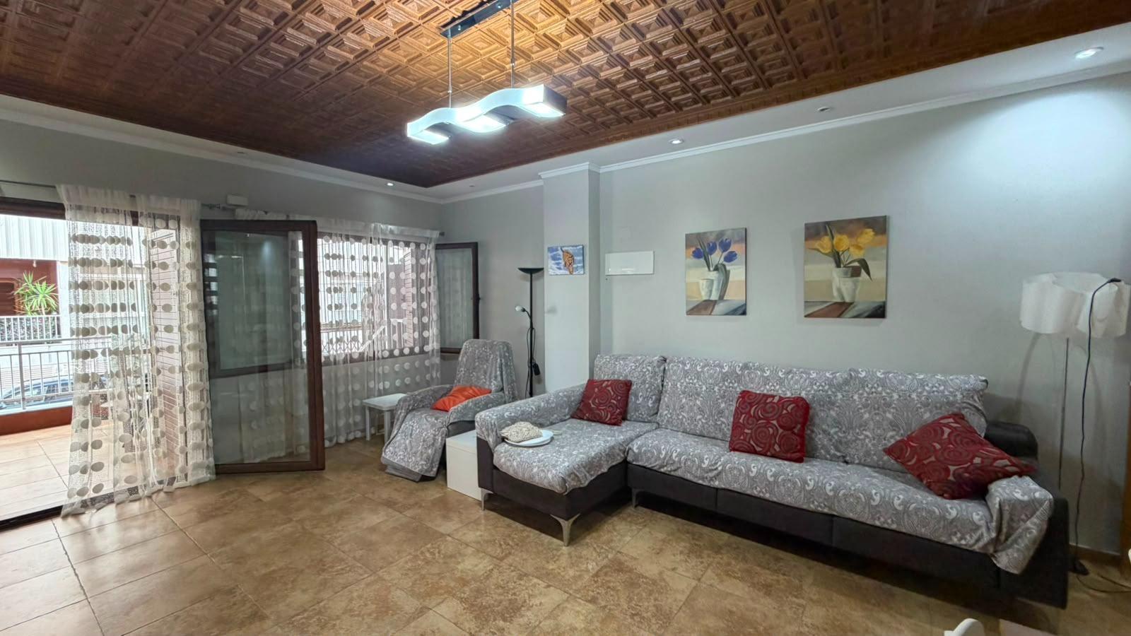 Villetta a schiera a Torrevieja, Alicante, Spagna 3 camere da letto, 113 mq. N° 192032