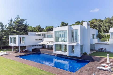 House à Sant Andreu de Llavaneres, Barcelona, Espagne 6 chambres, 1220 m2 No. 141044
