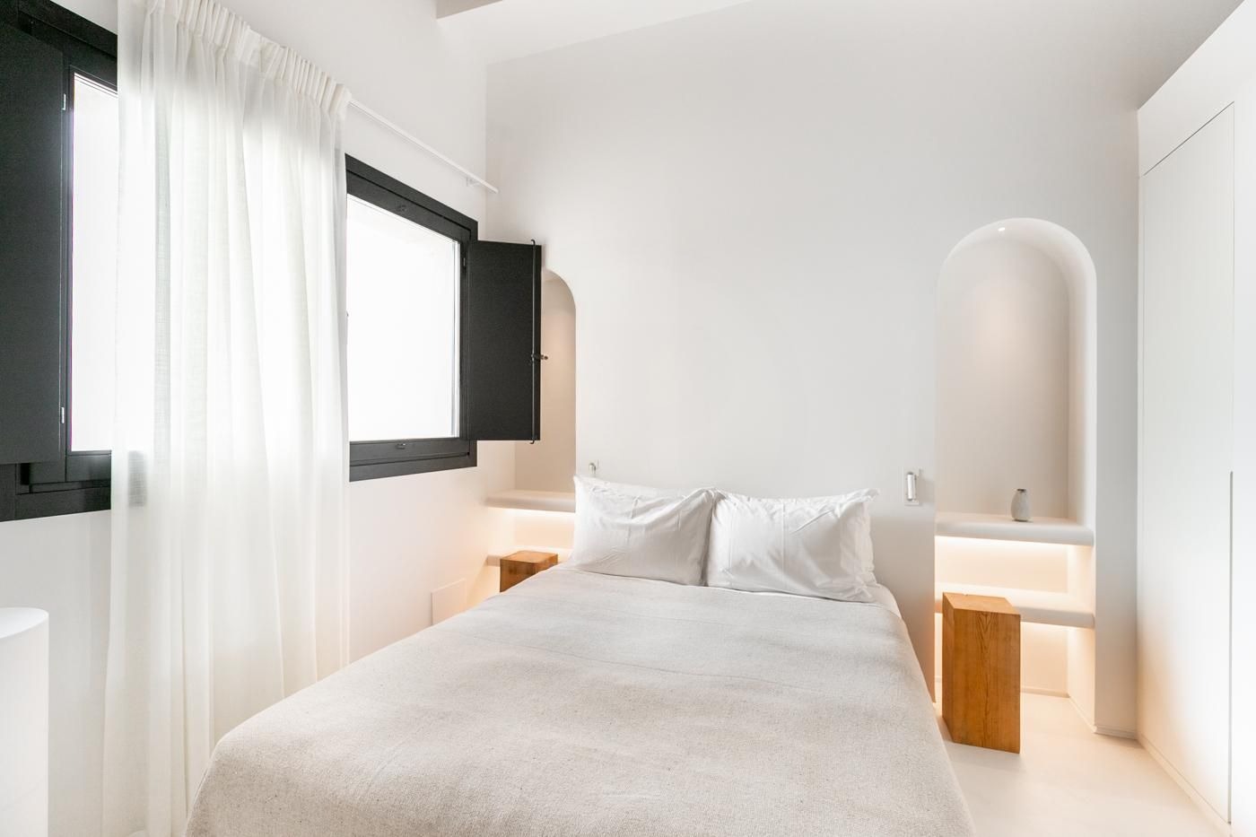 Apartment in Barcelona, Spain 3 bedrooms,  No. 141045