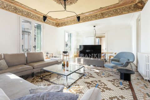 Penthouse w Barcelona, Hiszpania 4 sypialnie, 330 mkw. nr 159744