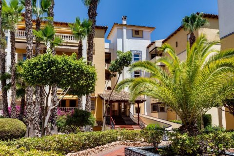 Apartment in Torrevieja, Alicante, Spain 3 bedrooms, 94 sq.m. No. 194231