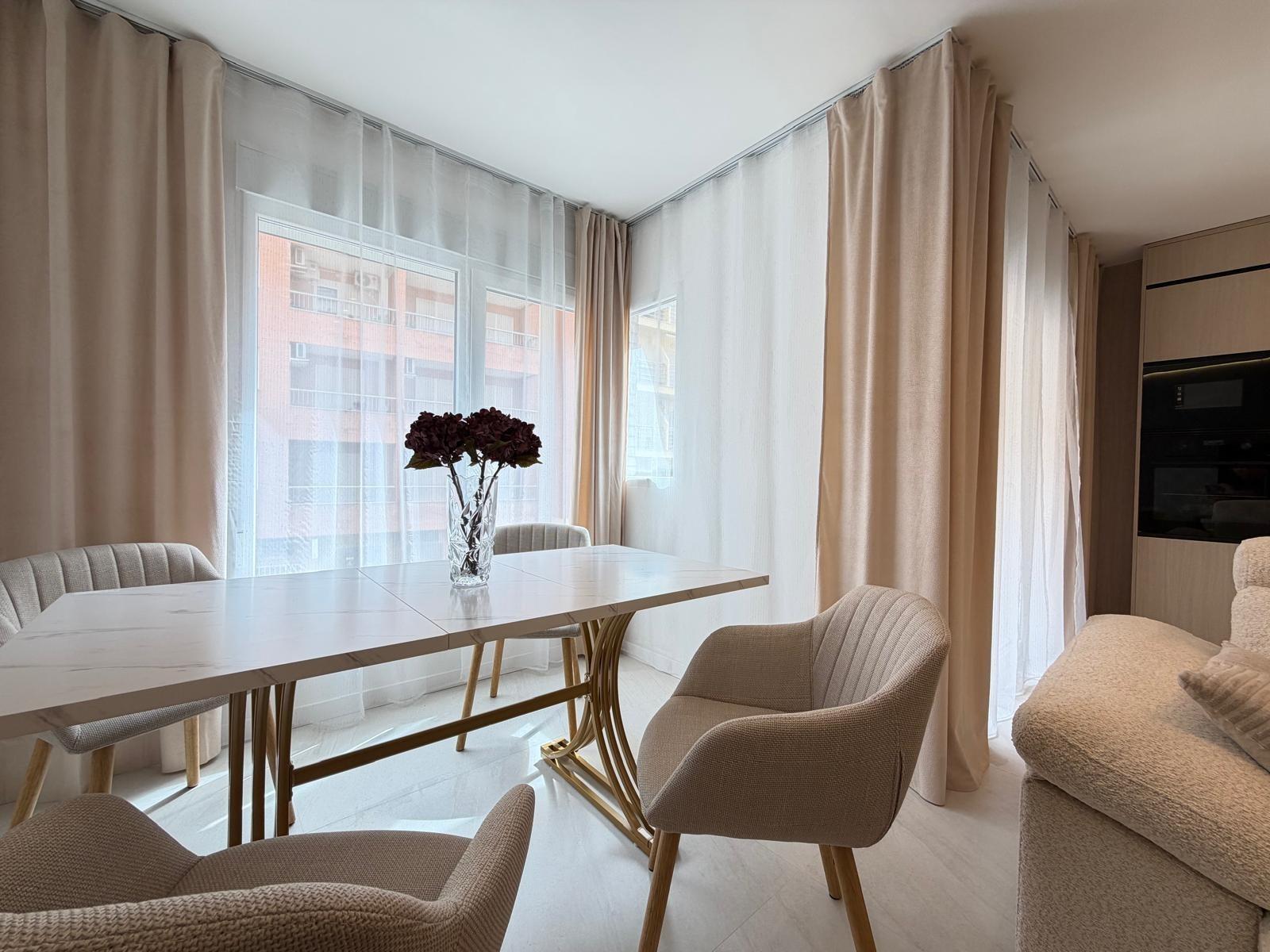 Wohnung in Torrevieja, Alicante, Spanien 4 Schlafzimmer, 107 m2 Nr. 194230
