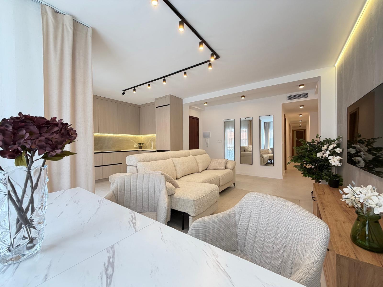 Wohnung in Torrevieja, Alicante, Spanien 4 Schlafzimmer, 107 m2 Nr. 194230