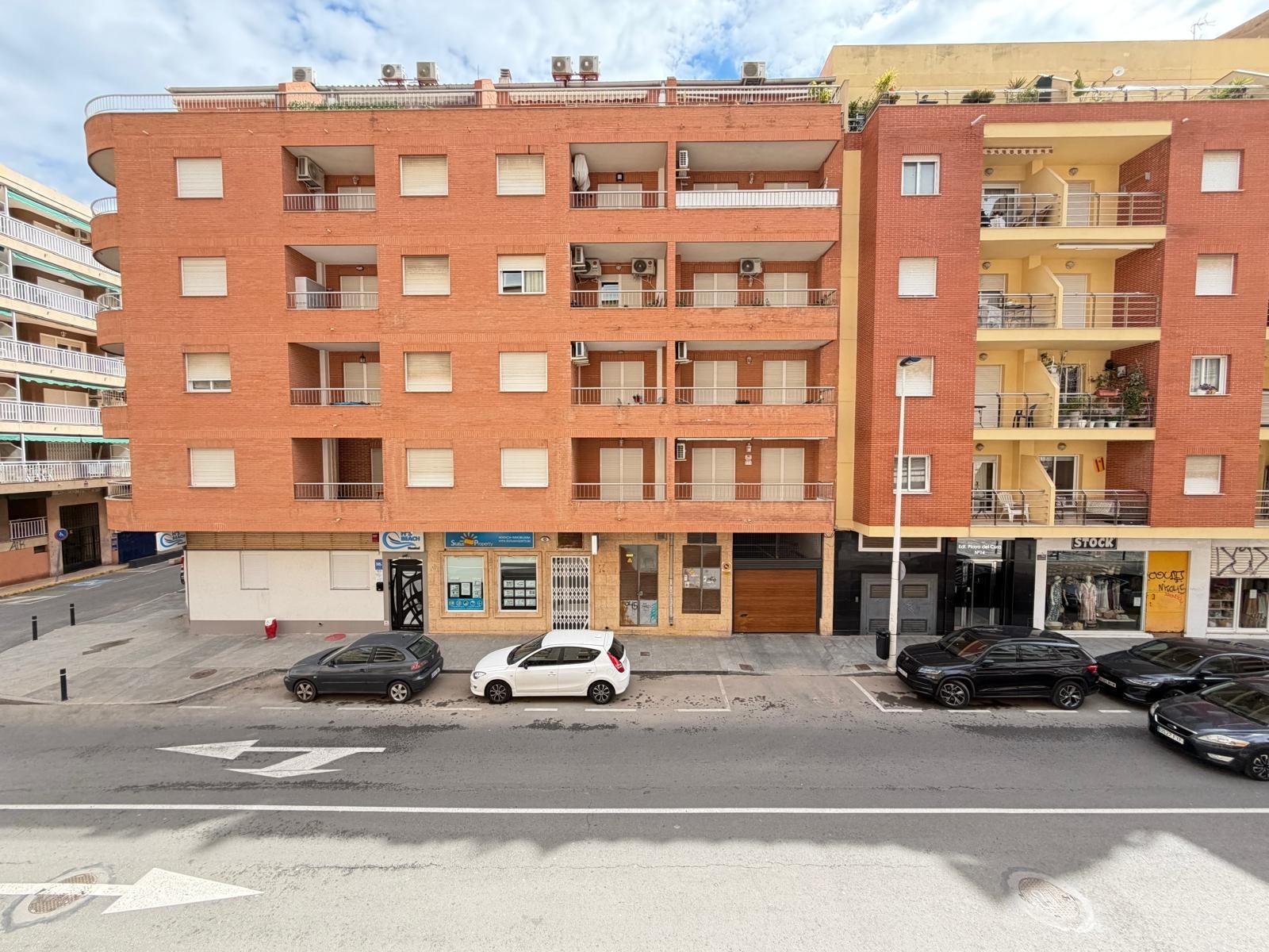Wohnung in Torrevieja, Alicante, Spanien 4 Schlafzimmer, 107 m2 Nr. 194230