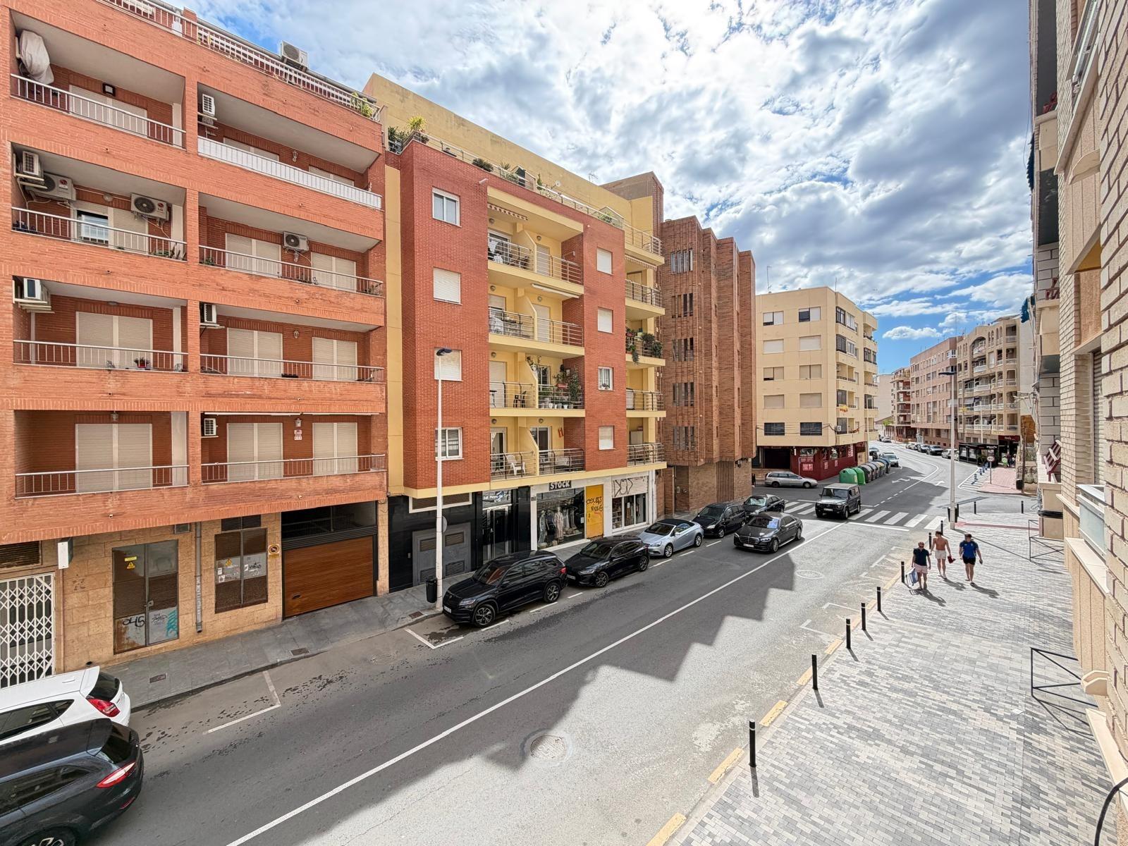 Wohnung in Torrevieja, Alicante, Spanien 4 Schlafzimmer, 107 m2 Nr. 194230