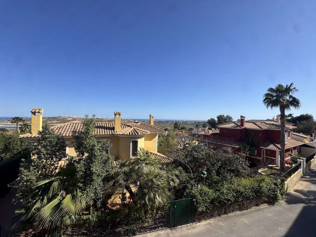 Villa in Mutxamel, Alicante, Spain 5 bedrooms, 350 sq.m. No. 173587