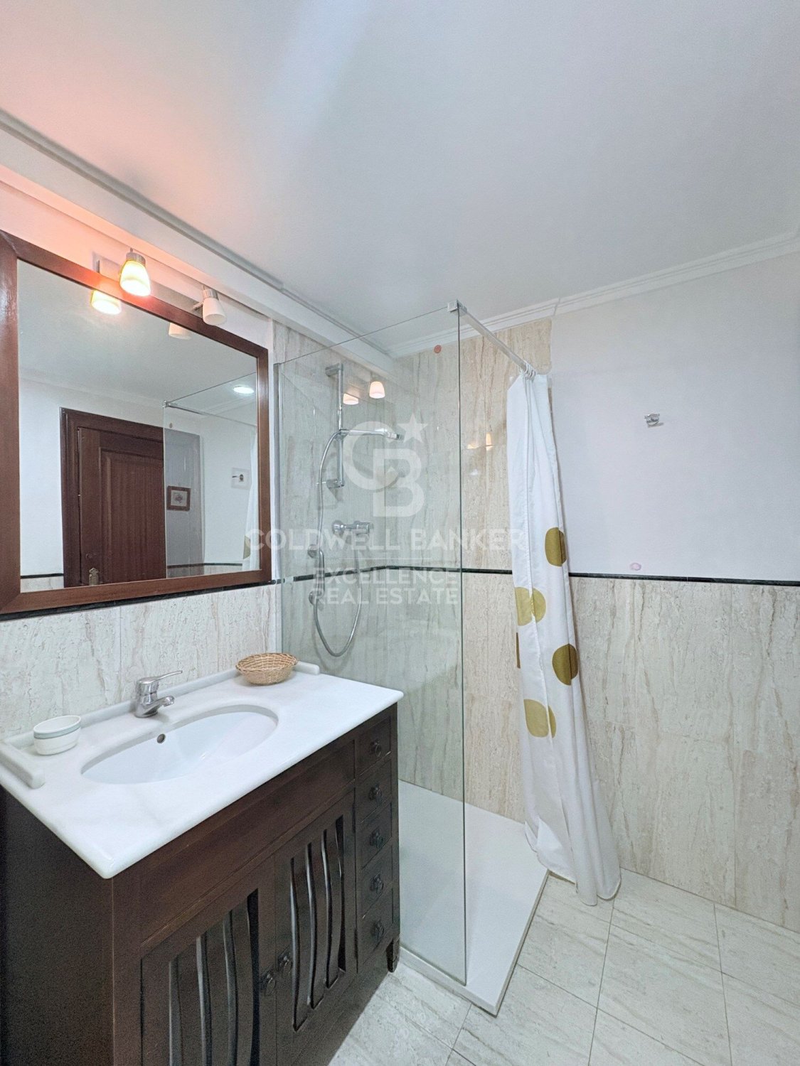 Apartament w Valencia, Hiszpania 4 sypialnie, 95 mkw. nr 156769