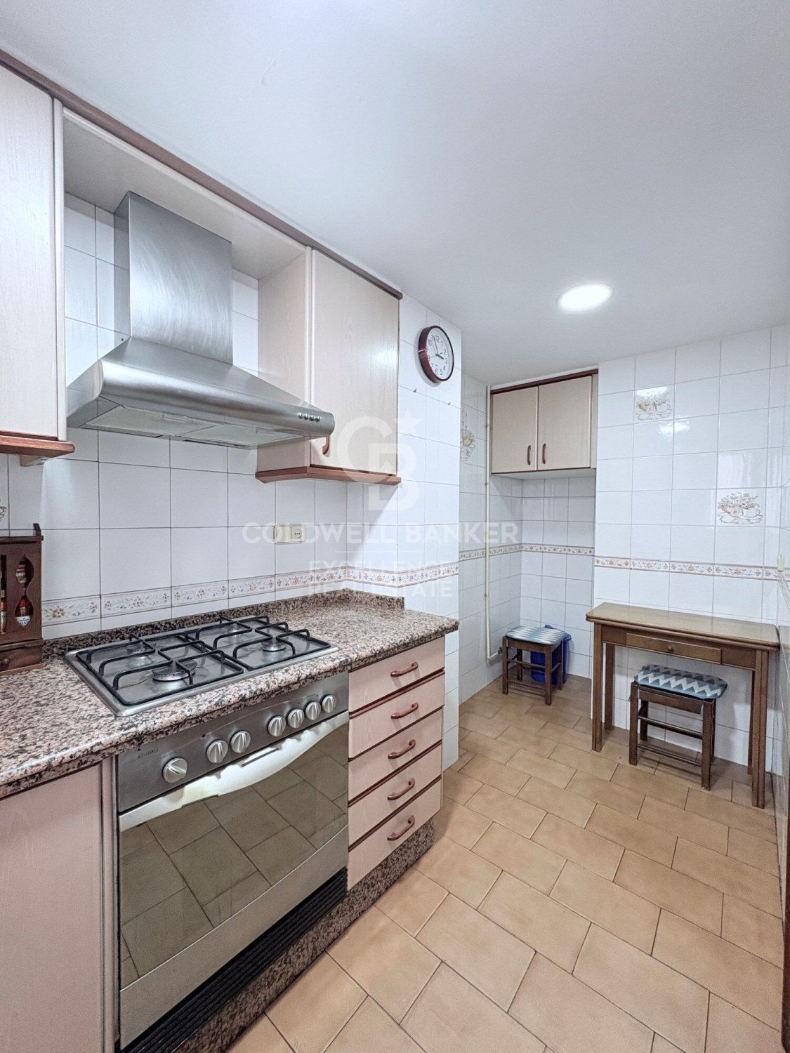Apartament w Valencia, Hiszpania 4 sypialnie, 95 mkw. nr 156769